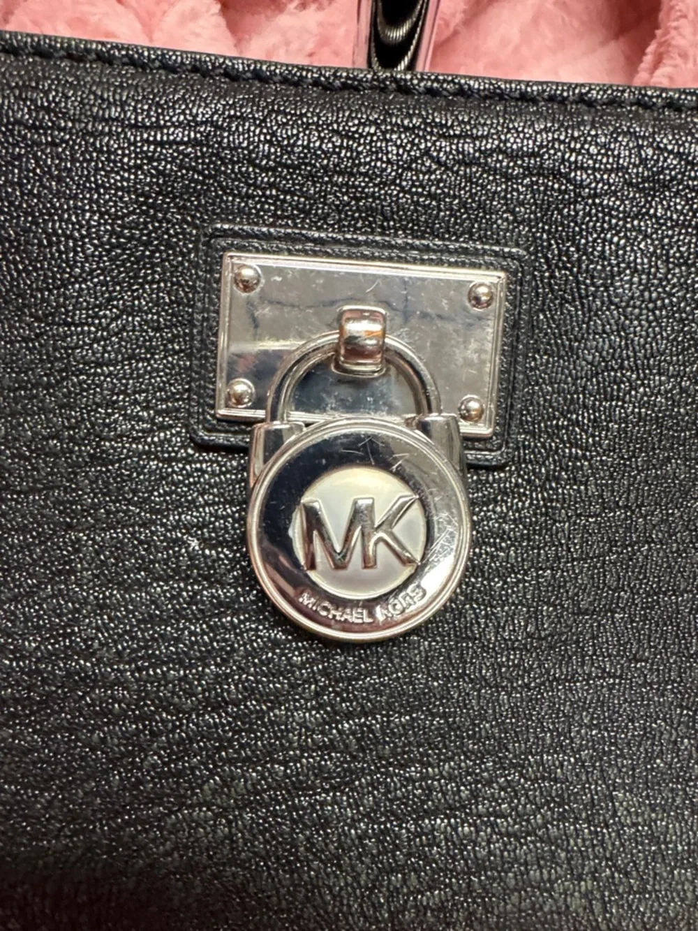 Michael Kors Black Leather Zip Wallet with Silver‎ MK Charm